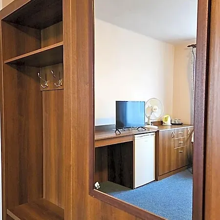 Trim Hotel 2*