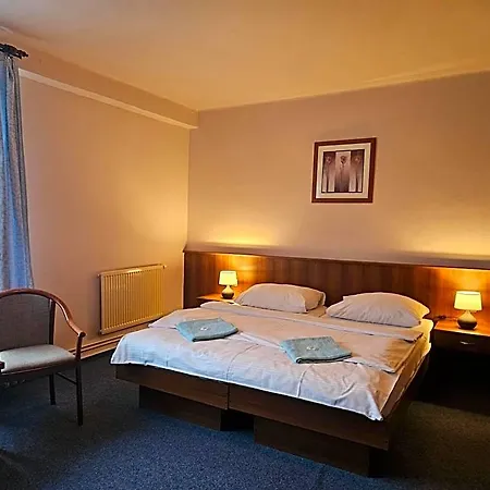 Hotel Trim 2*